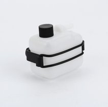 Beugel voor overloop van brandstoftank